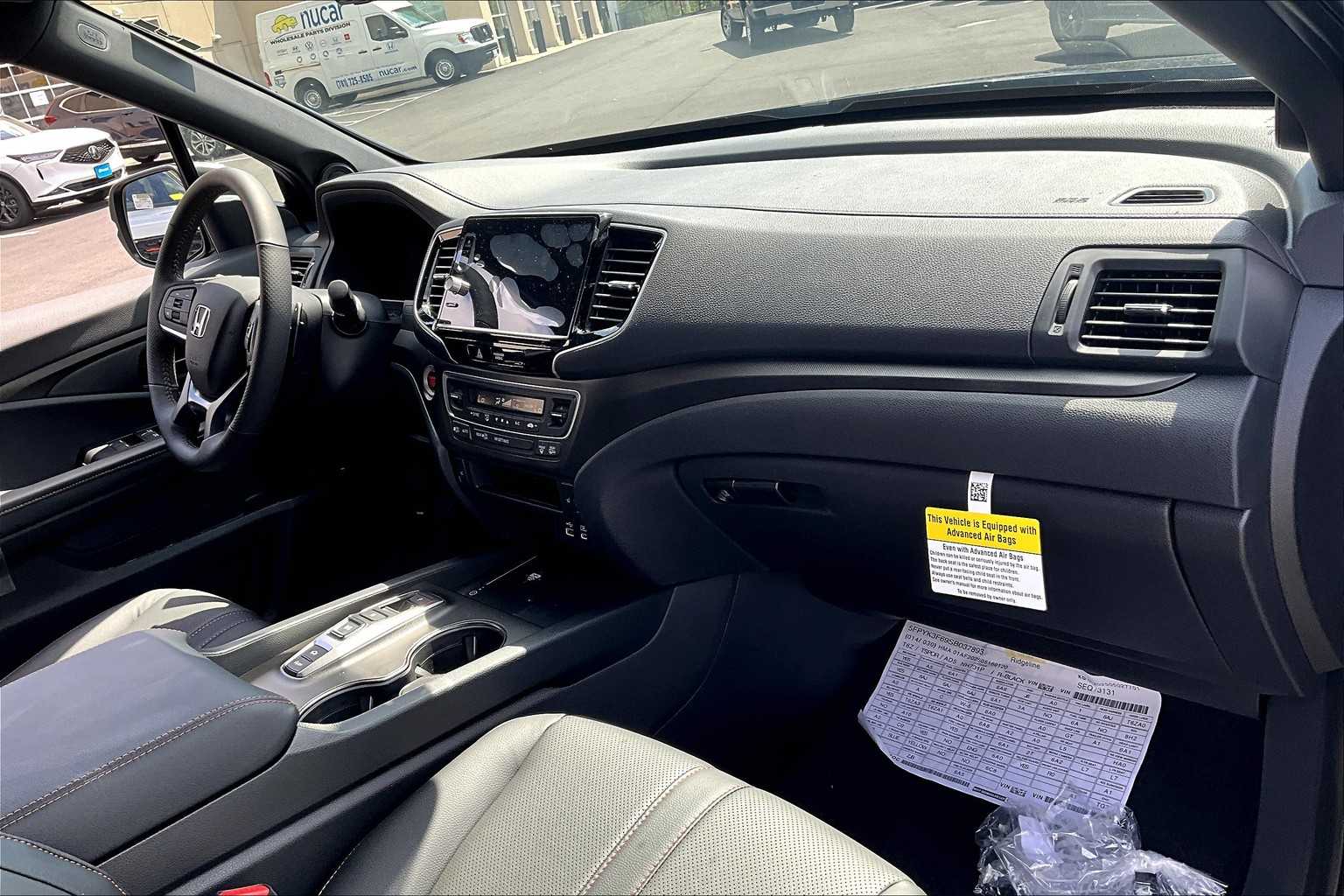 2025 Honda Ridgeline TrailSport - Photo 10