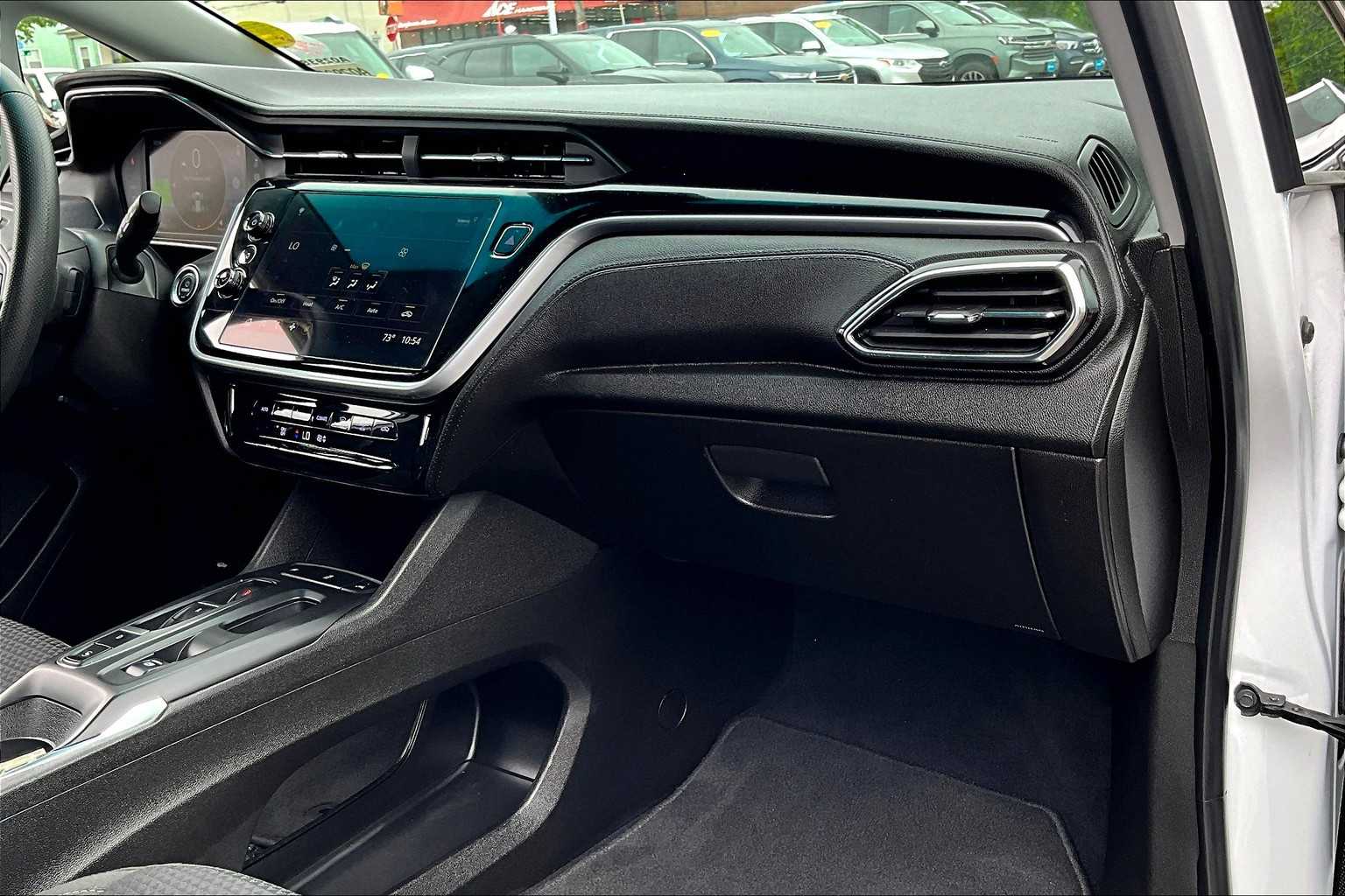 2023 Chevrolet Bolt EV 1LT - Photo 13