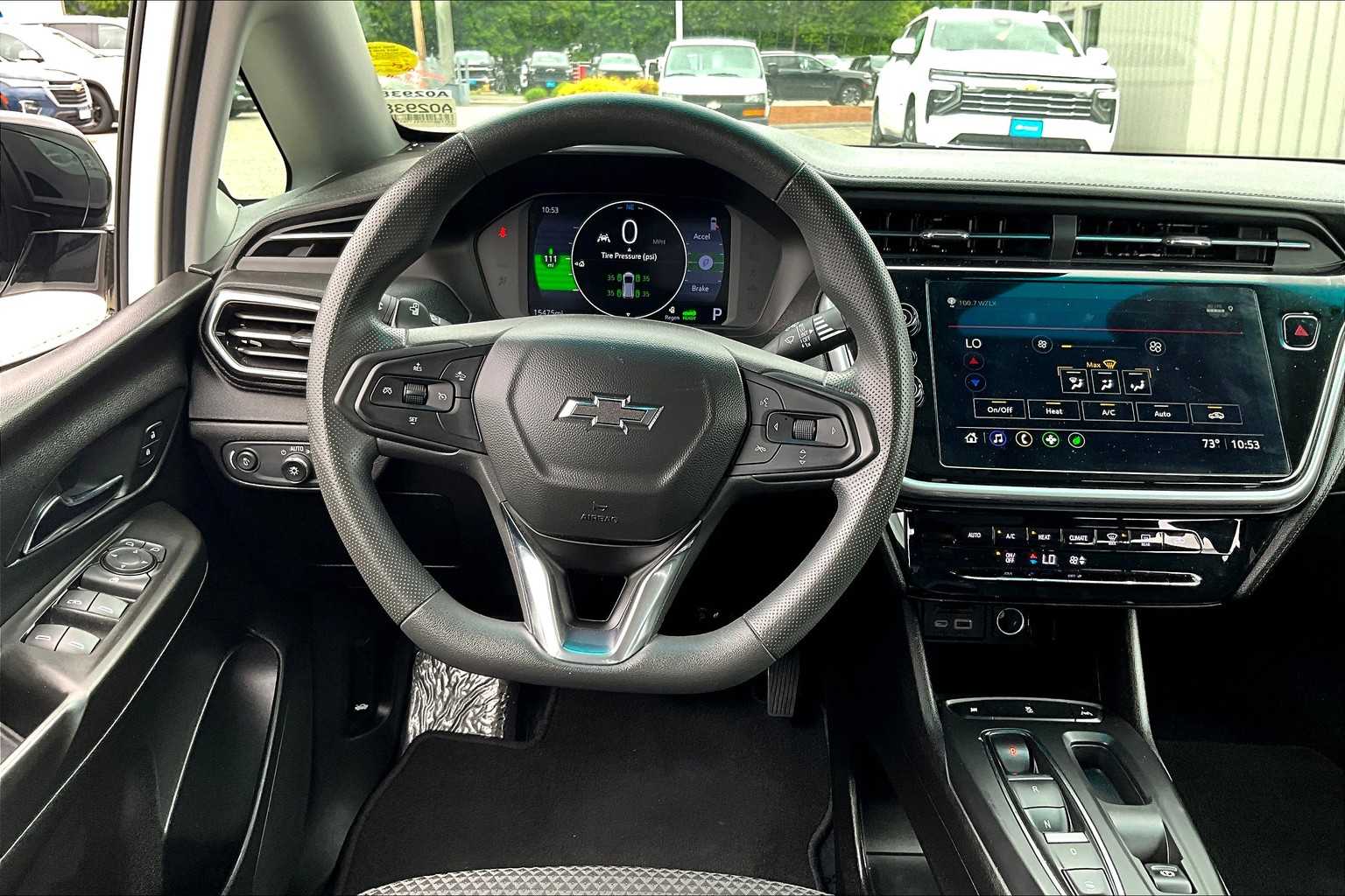 2023 Chevrolet Bolt EV 1LT - Photo 17