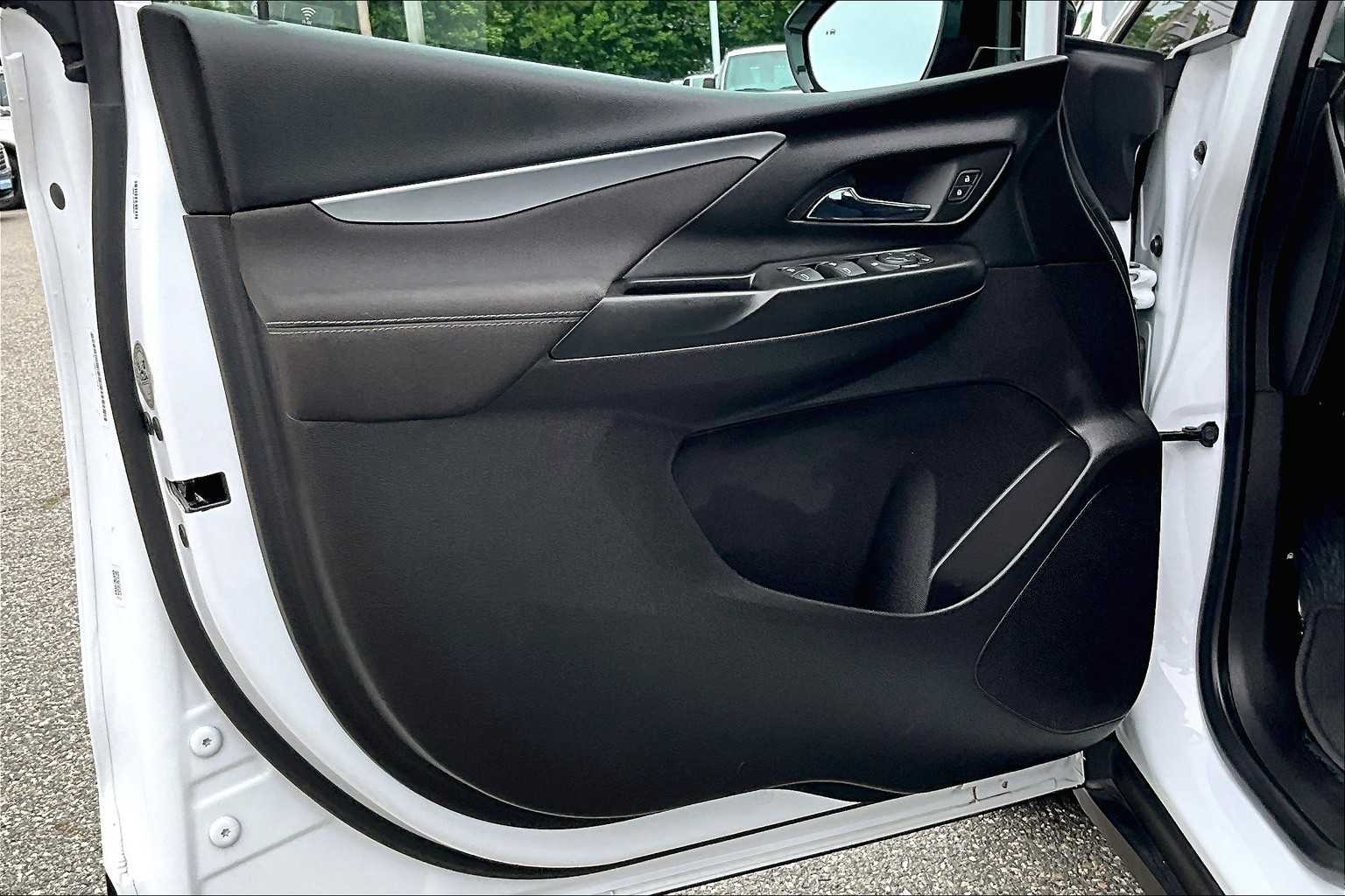 2023 Chevrolet Bolt EV 1LT - Photo 9
