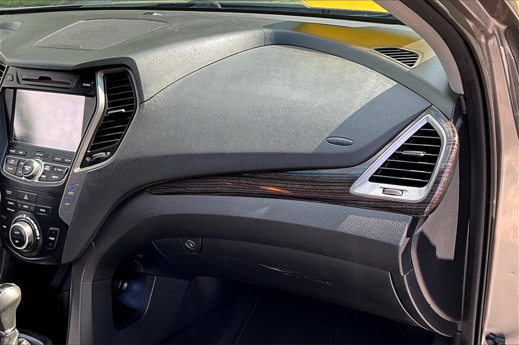 2016 Hyundai Santa Fe Sport 2.0T - Photo 13