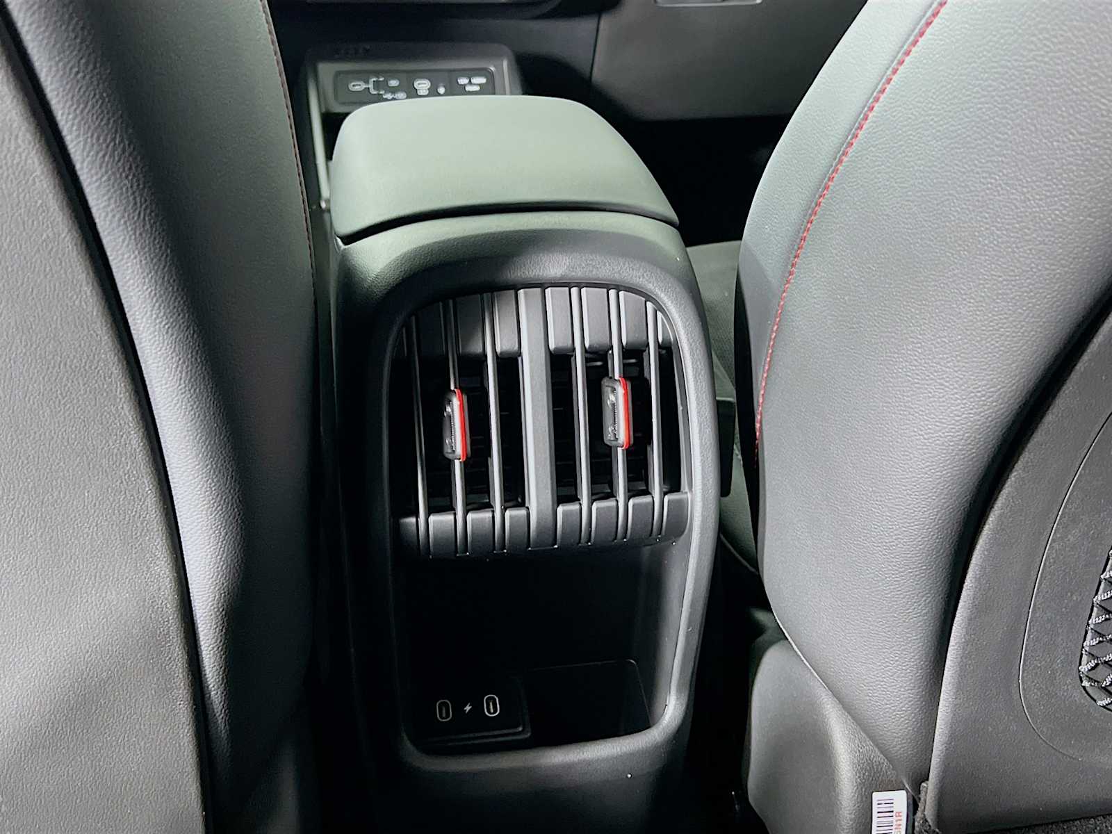 2025 Hyundai Kona N Line S - Photo 14