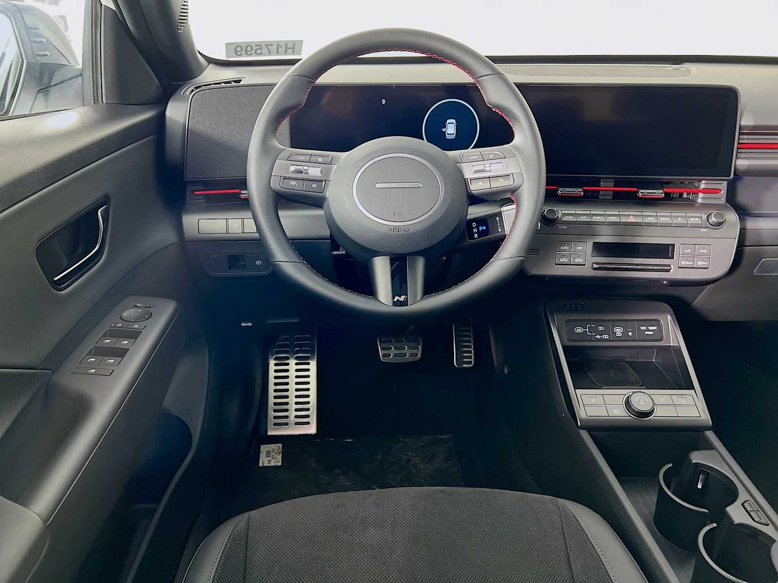 2025 Hyundai Kona N Line S - Photo 15