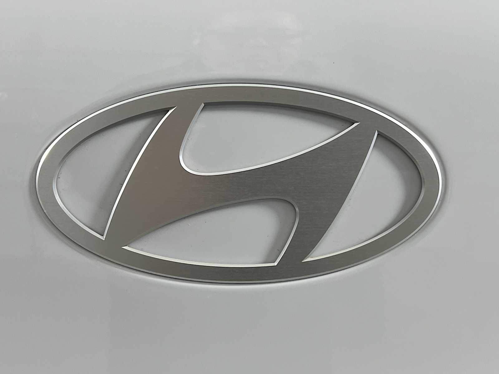 2025 Hyundai Kona N Line S - Photo 18