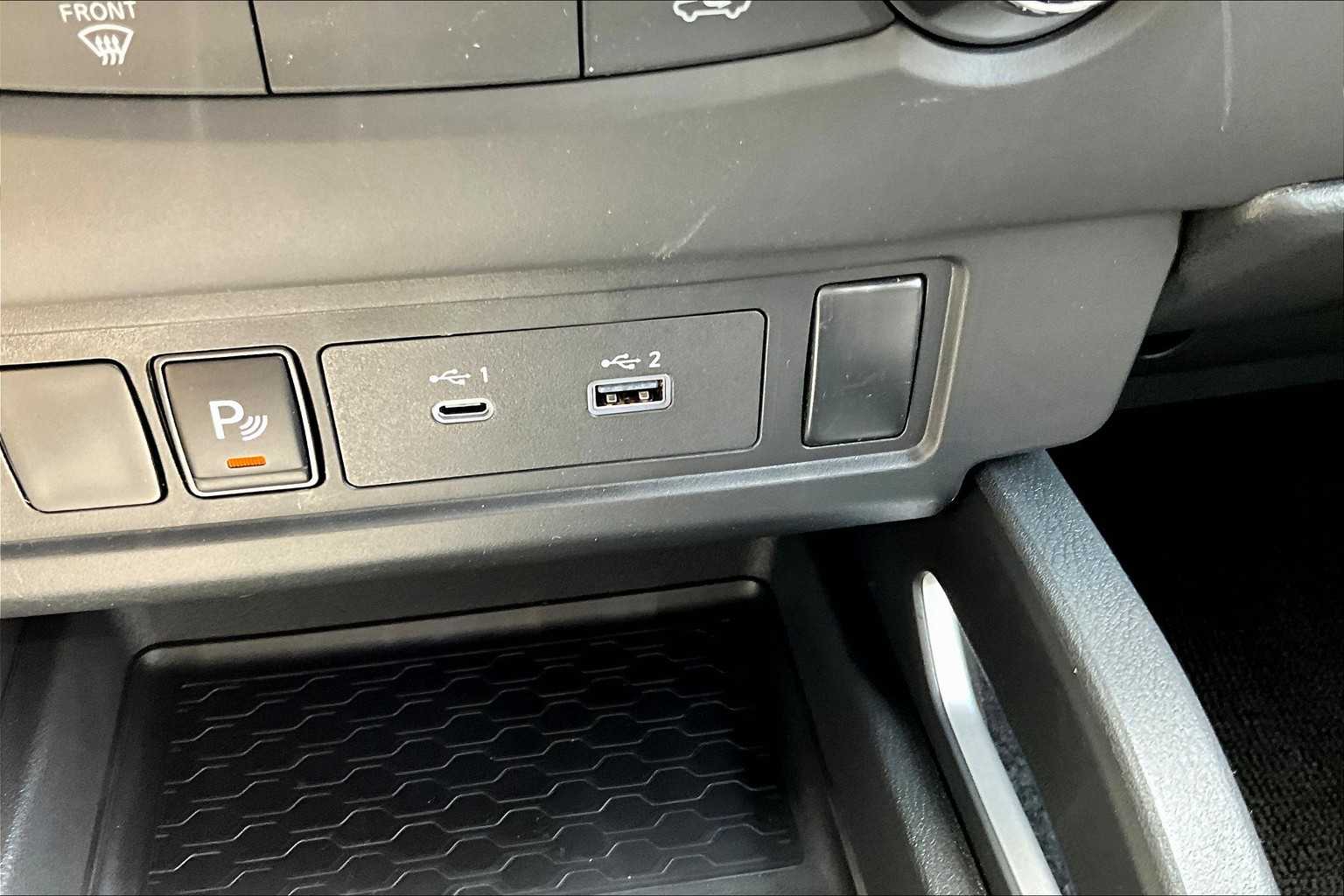 2025 Nissan Frontier SV - Photo 25