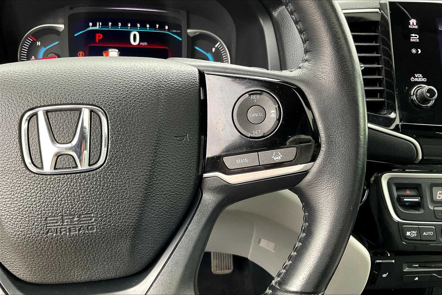 2020 Honda Pilot Touring 7-Passenger - Photo 25