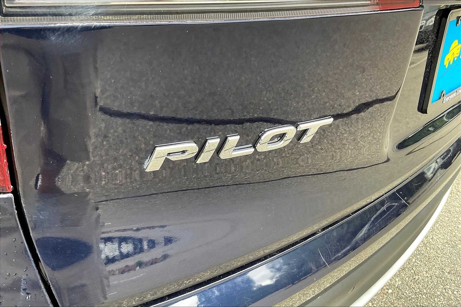 2020 Honda Pilot Touring 7-Passenger - Photo 29