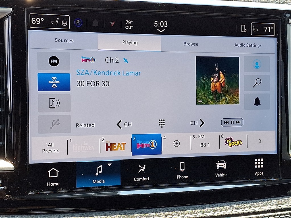 2025 Chrysler Pacifica Select - Photo 15