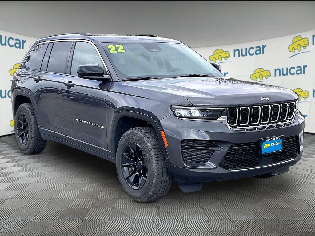 2022 Jeep Grand Cherokee Laredo