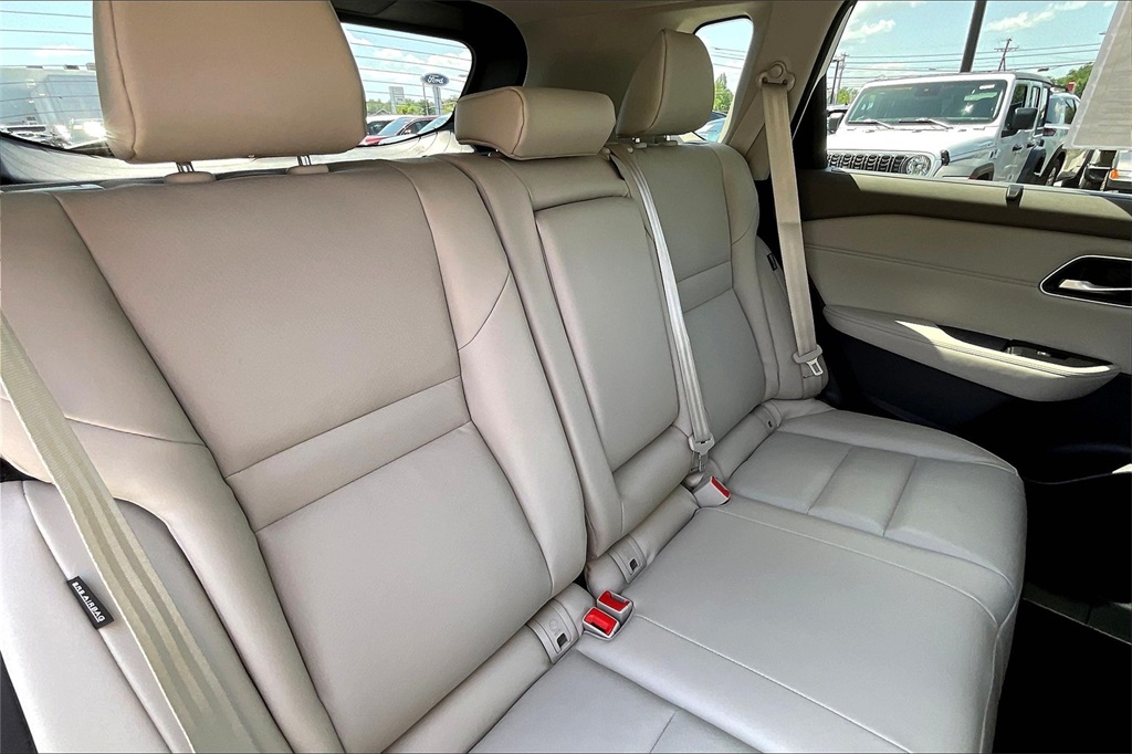 2021 Nissan Rogue SV - Photo 15