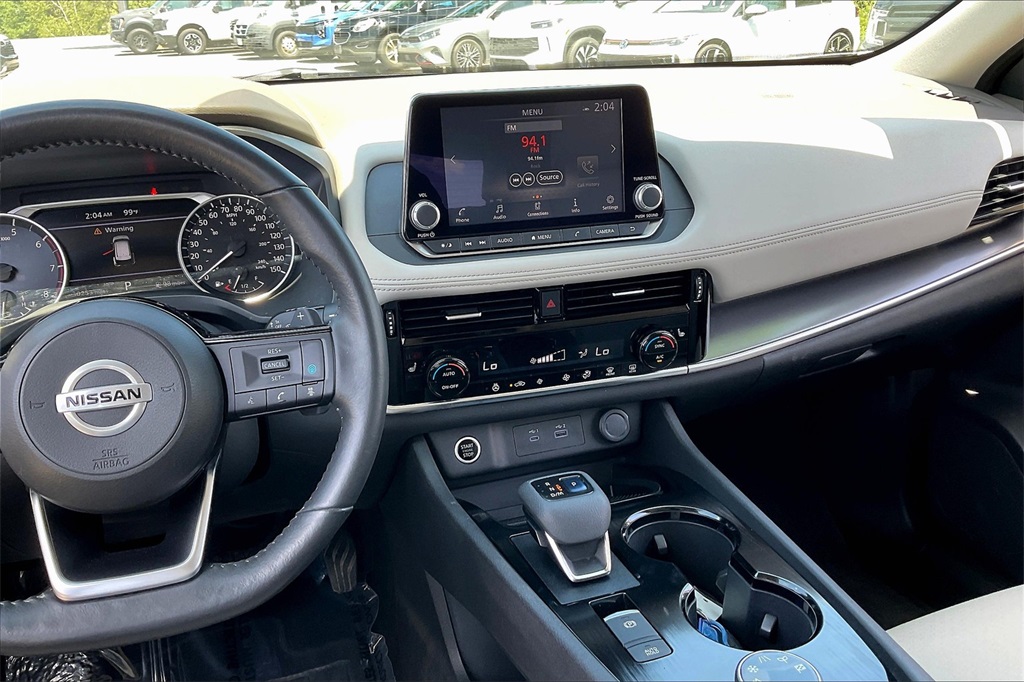 2021 Nissan Rogue SV - Photo 17