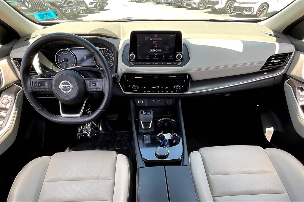 2021 Nissan Rogue SV - Photo 20