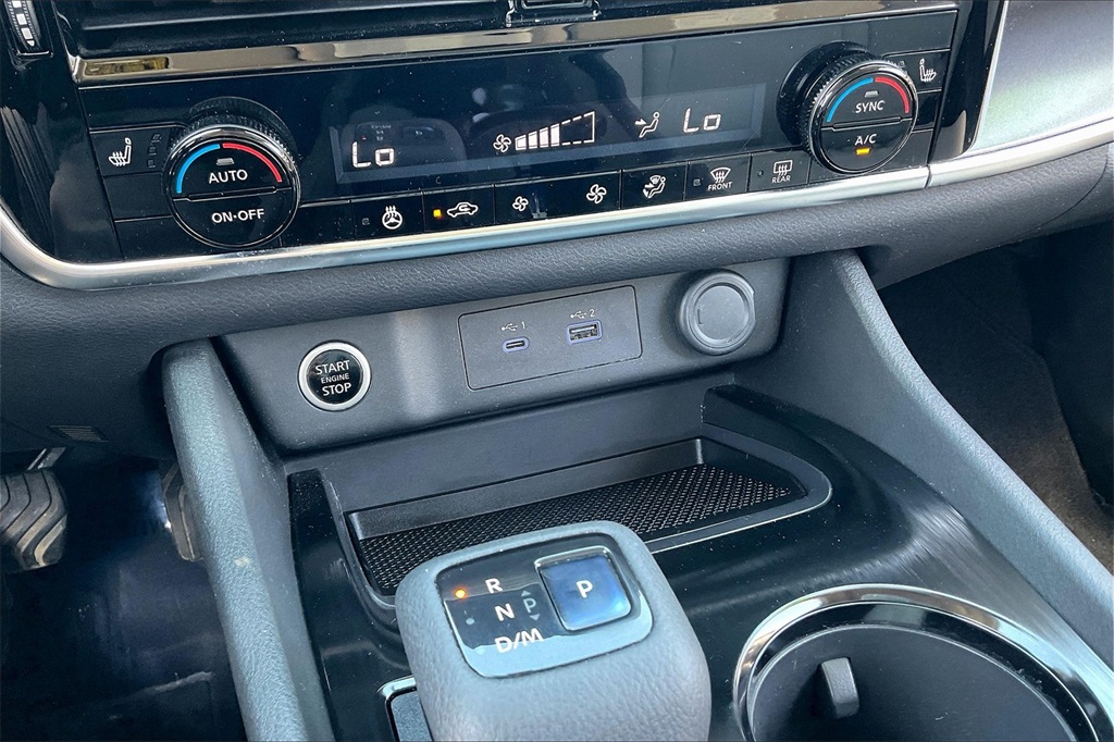 2021 Nissan Rogue SV - Photo 25