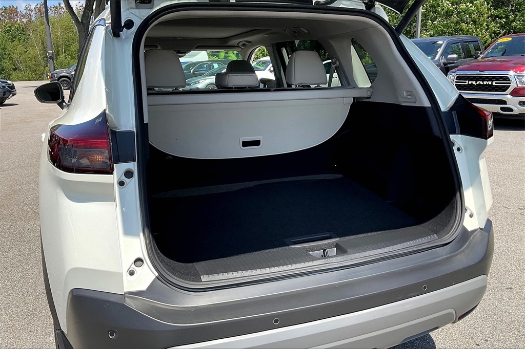2021 Nissan Rogue SV - Photo 36