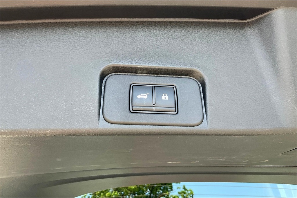 2021 Nissan Rogue SV - Photo 37