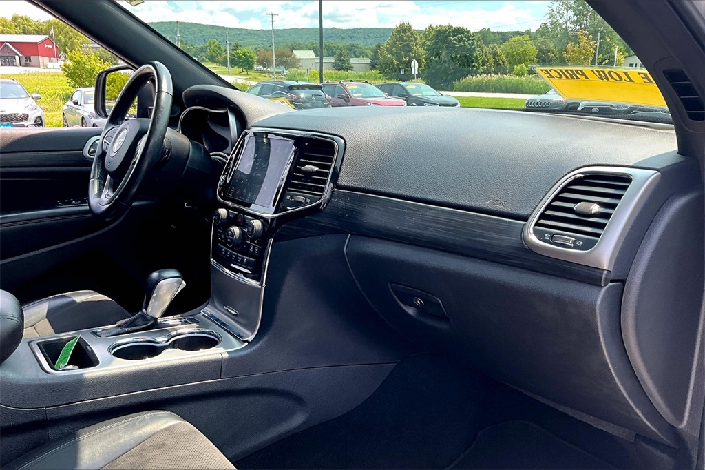 2020 Jeep Grand Cherokee Altitude - Photo 14