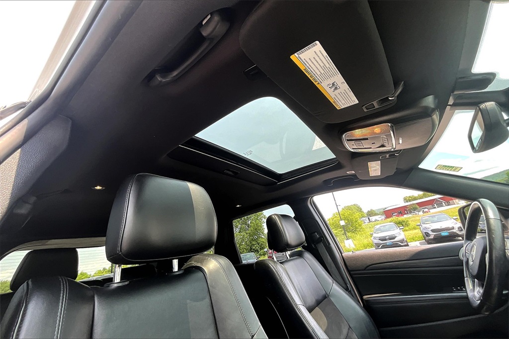 2020 Jeep Grand Cherokee Altitude - Photo 22
