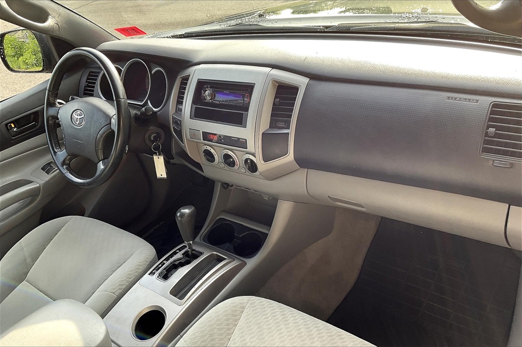 2011 Toyota Tacoma Base - Photo 14