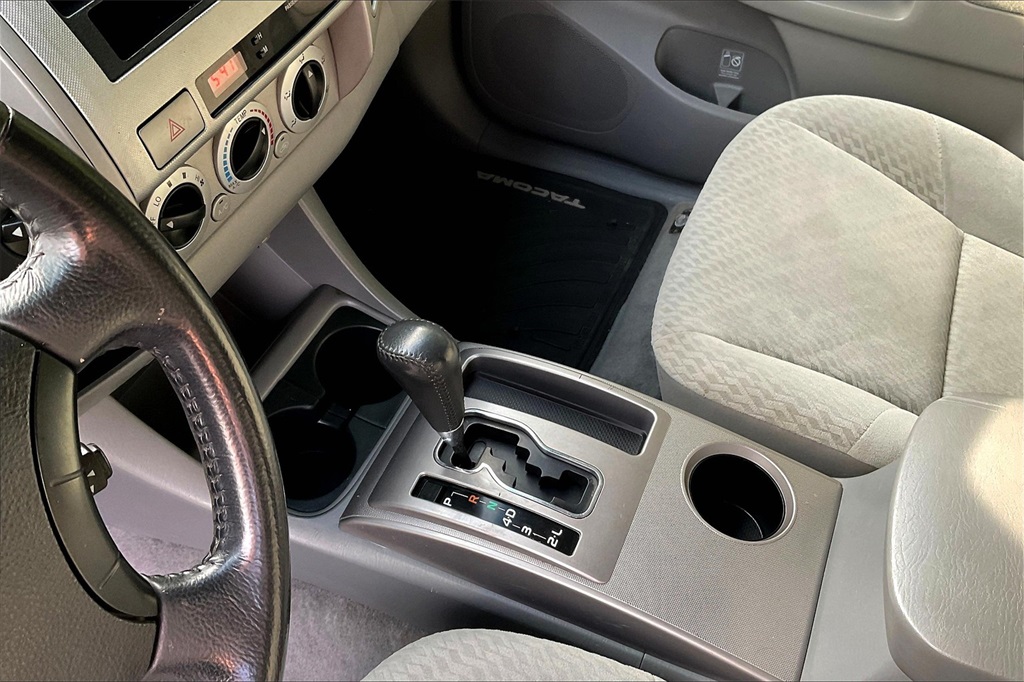 2011 Toyota Tacoma Base - Photo 19