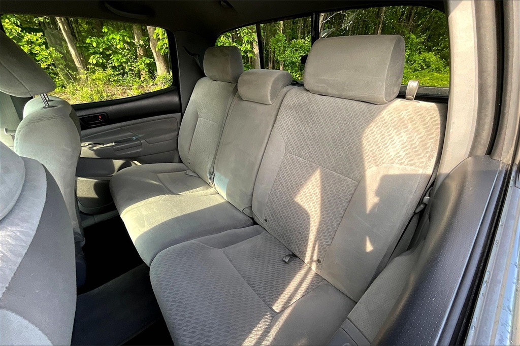 2011 Toyota Tacoma Base - Photo 24