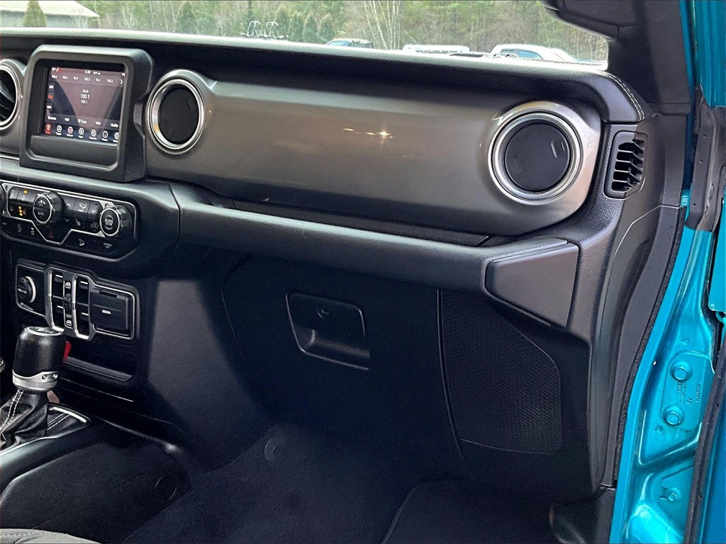 2020 Jeep Wrangler Unlimited Sahara - Photo 13