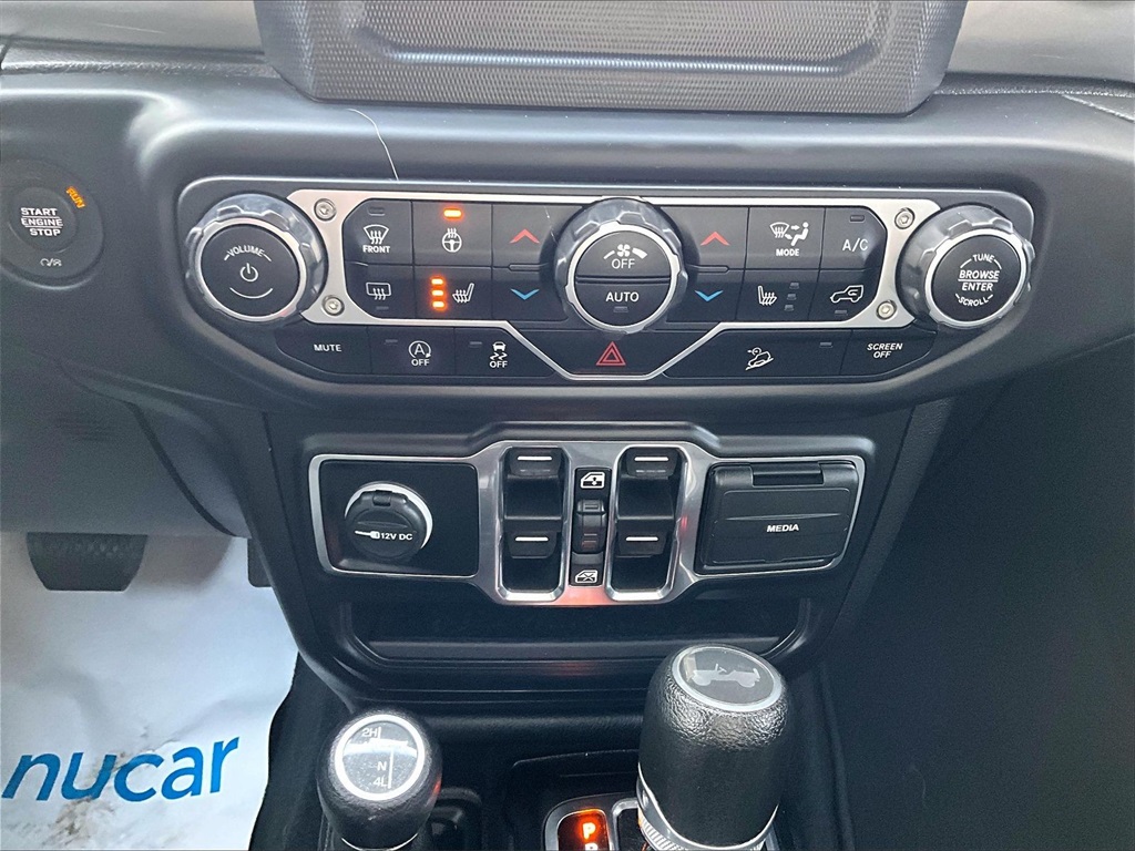 2020 Jeep Wrangler Unlimited Sahara - Photo 26