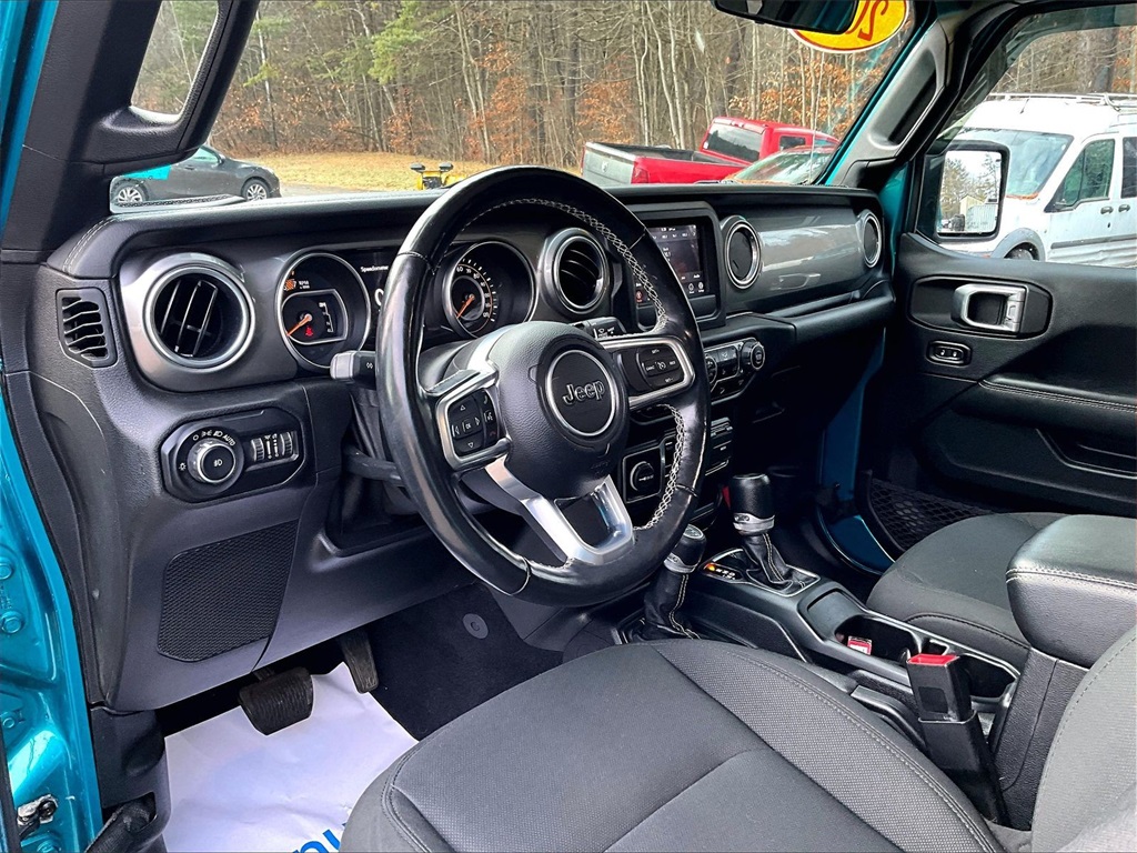 2020 Jeep Wrangler Unlimited Sahara - Photo 8