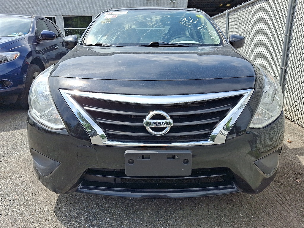 2019 Nissan Versa 1.6 SV - Photo 2