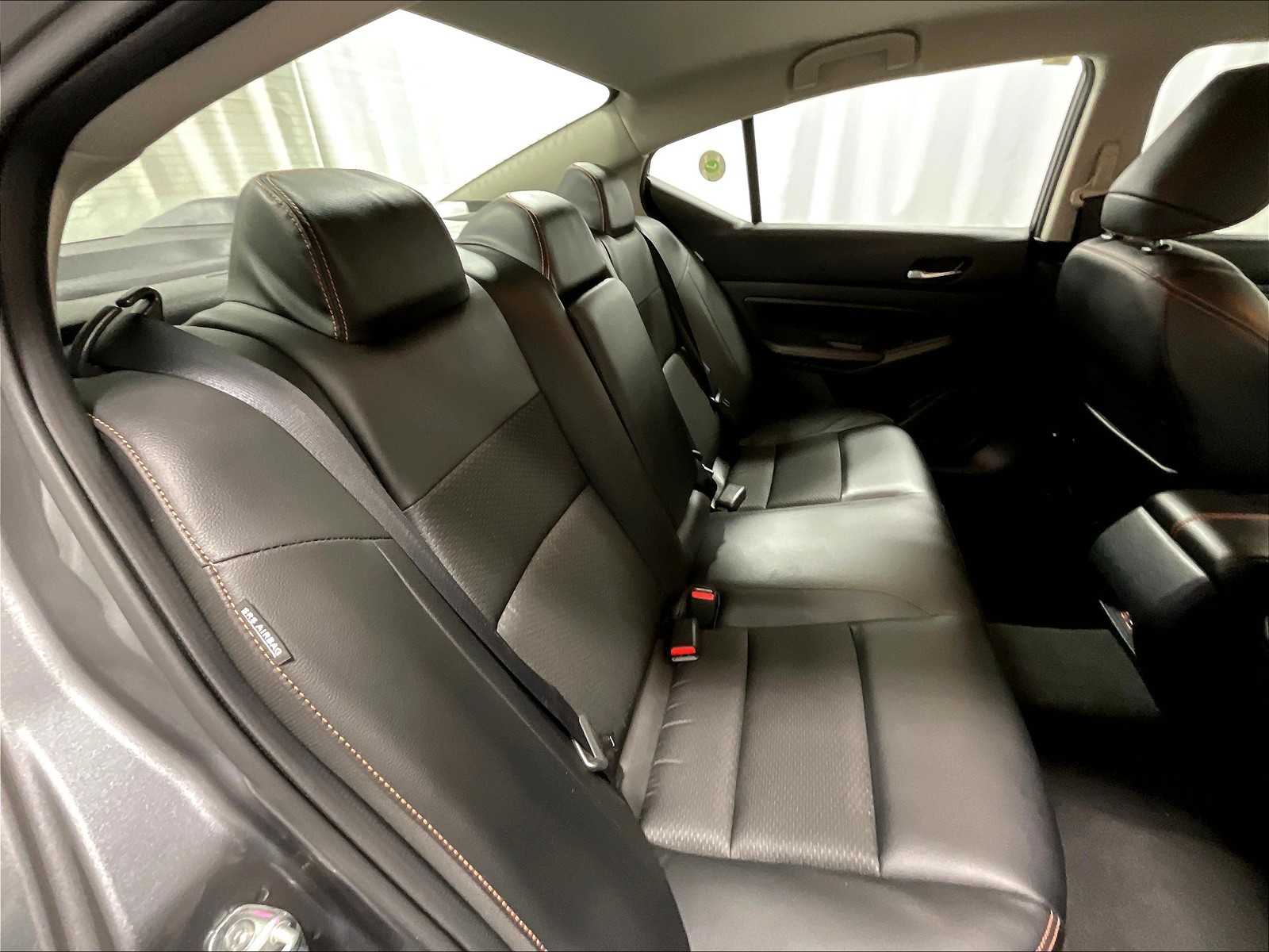 2021 Nissan Altima 2.5 SR - Photo 16
