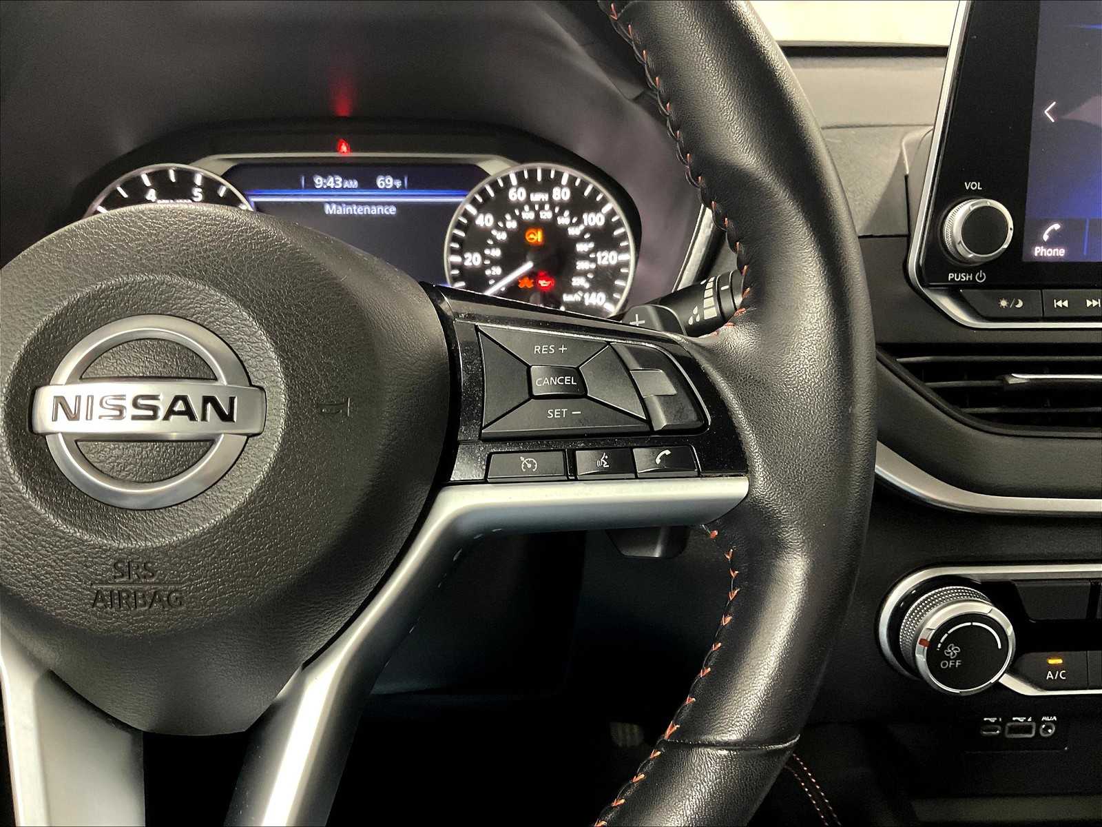 2021 Nissan Altima 2.5 SR - Photo 23