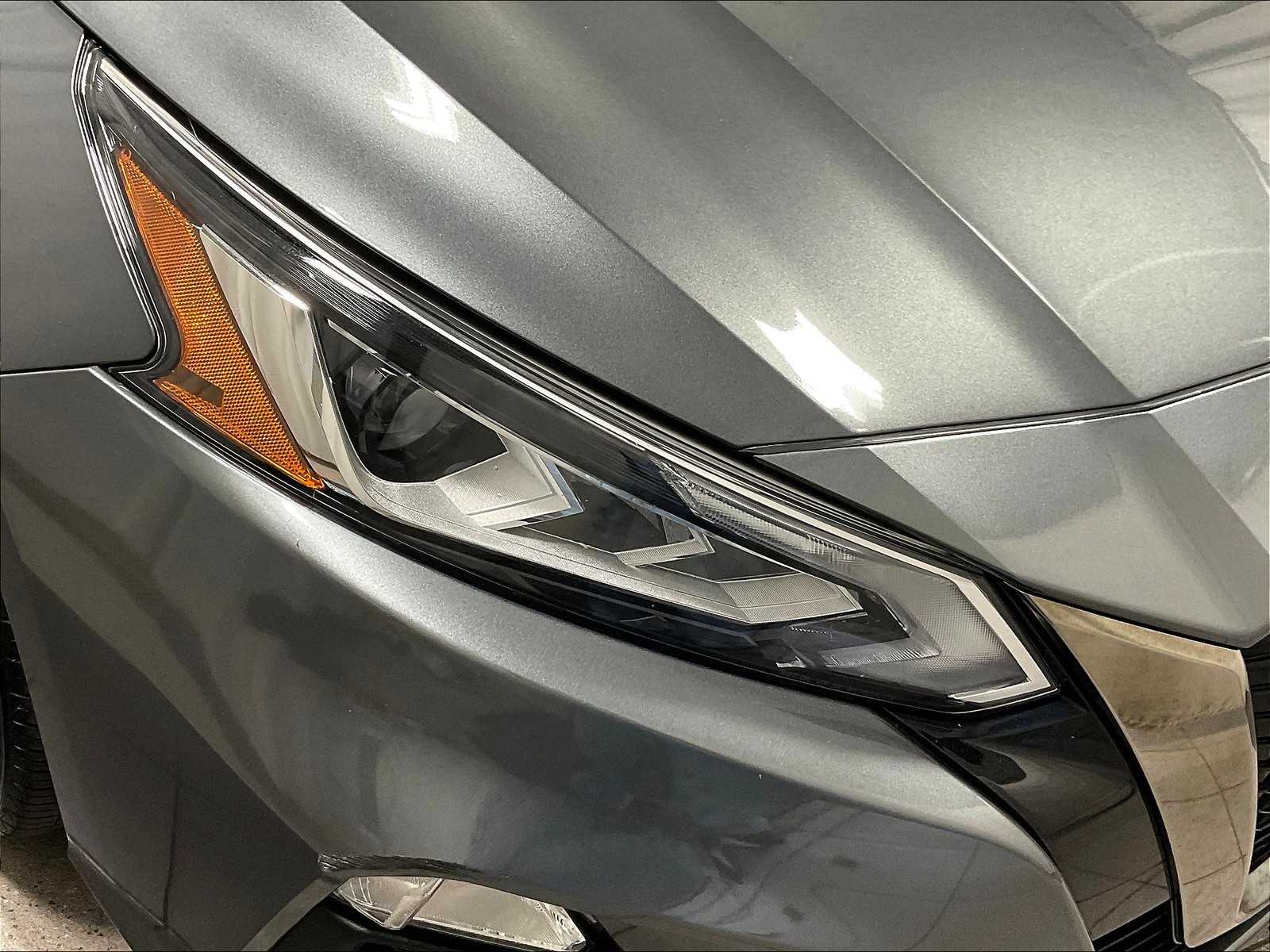 2021 Nissan Altima 2.5 SR - Photo 31