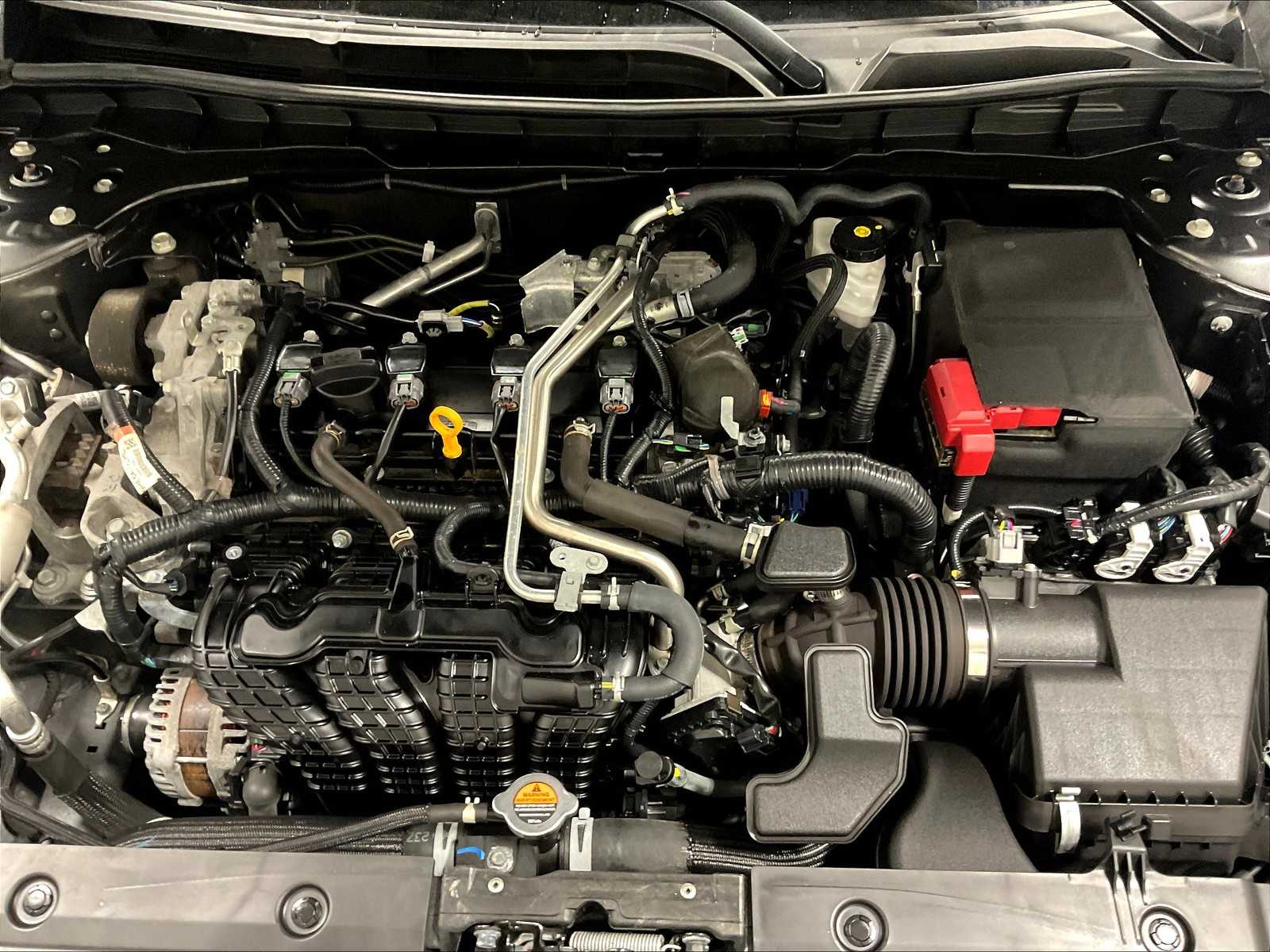 2021 Nissan Altima 2.5 SR - Photo 33