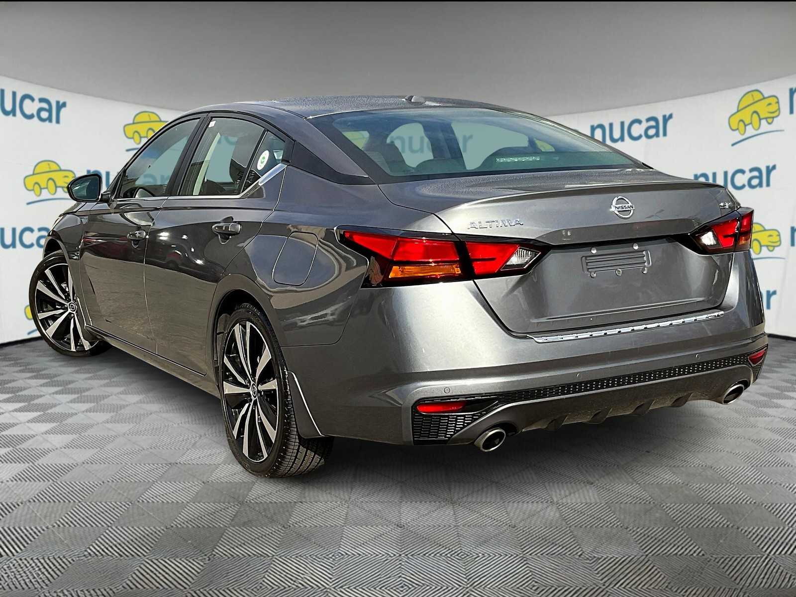 2021 Nissan Altima 2.5 SR - Photo 4