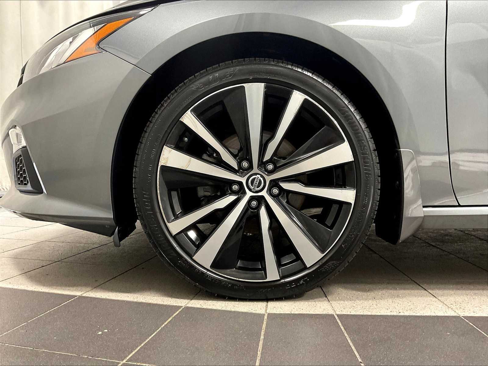 2021 Nissan Altima 2.5 SR - Photo 7