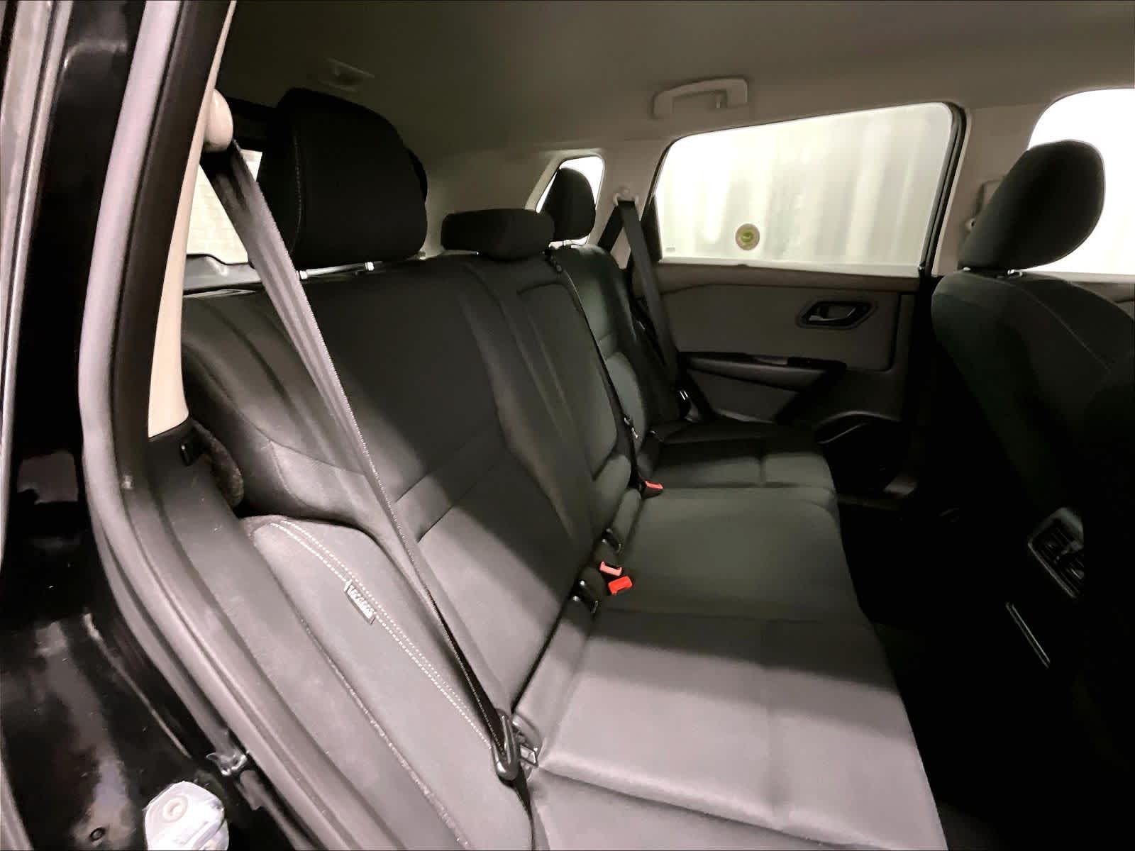 2023 Nissan Rogue S - Photo 16