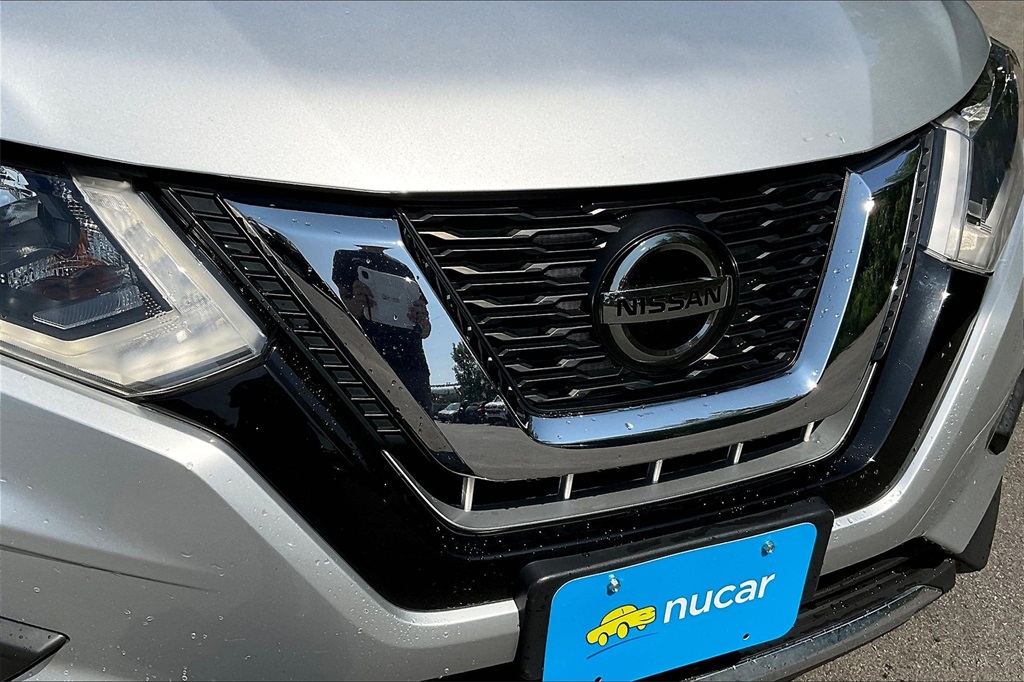 2020 Nissan Rogue SV - Photo 29