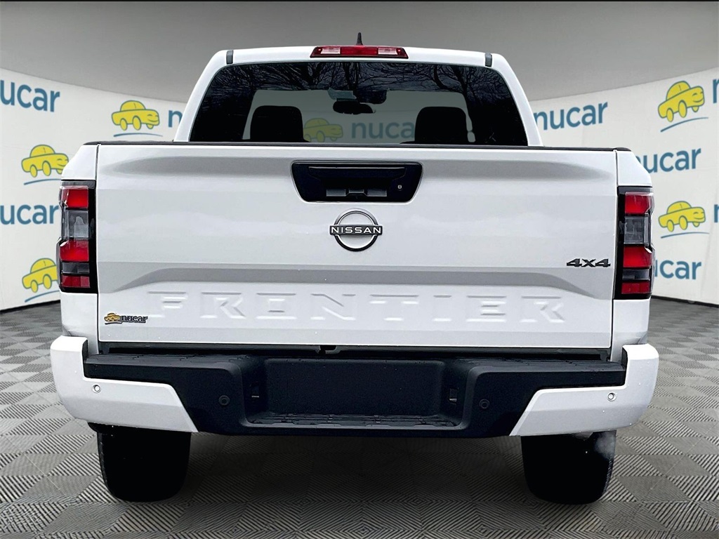 2025 Nissan Frontier SV - Photo 5