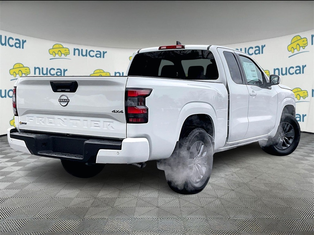 2025 Nissan Frontier SV - Photo 6