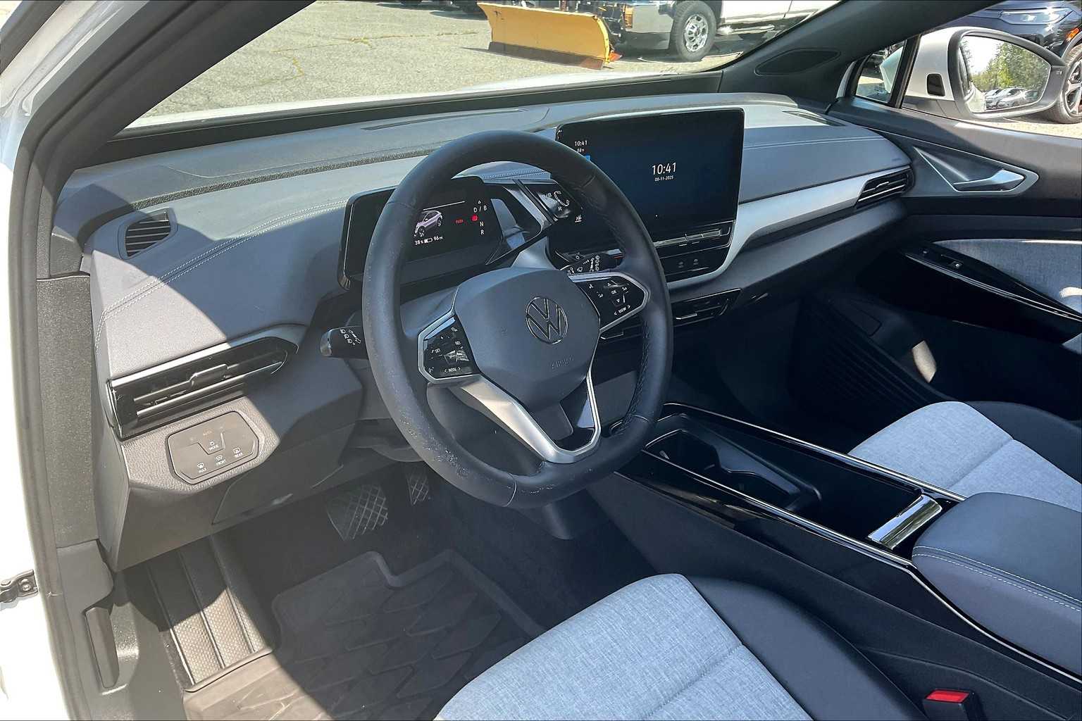 2023 Volkswagen ID.4 Pro - Photo 8