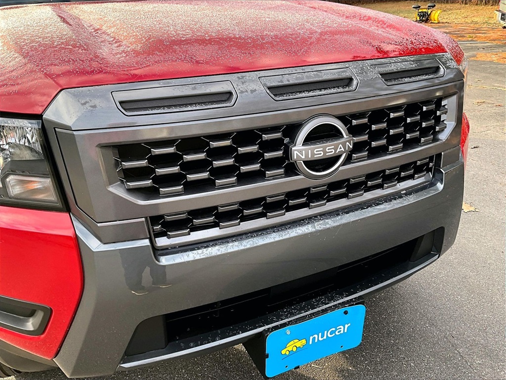 2025 Nissan Frontier SV - Photo 32