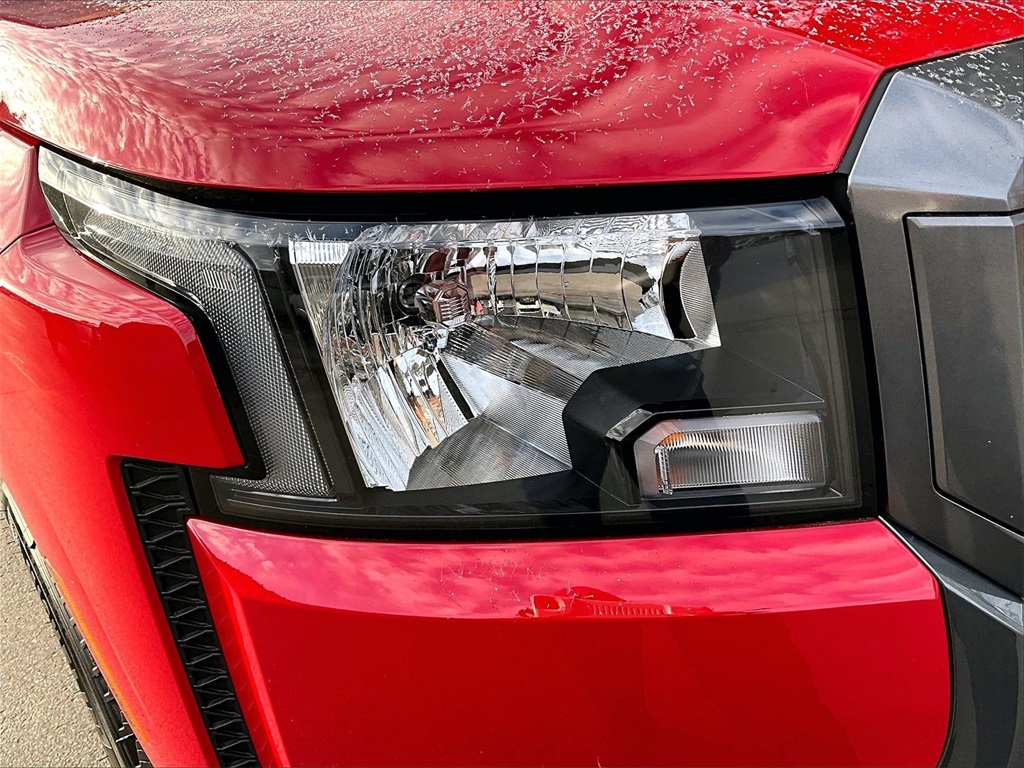 2025 Nissan Frontier SV - Photo 33