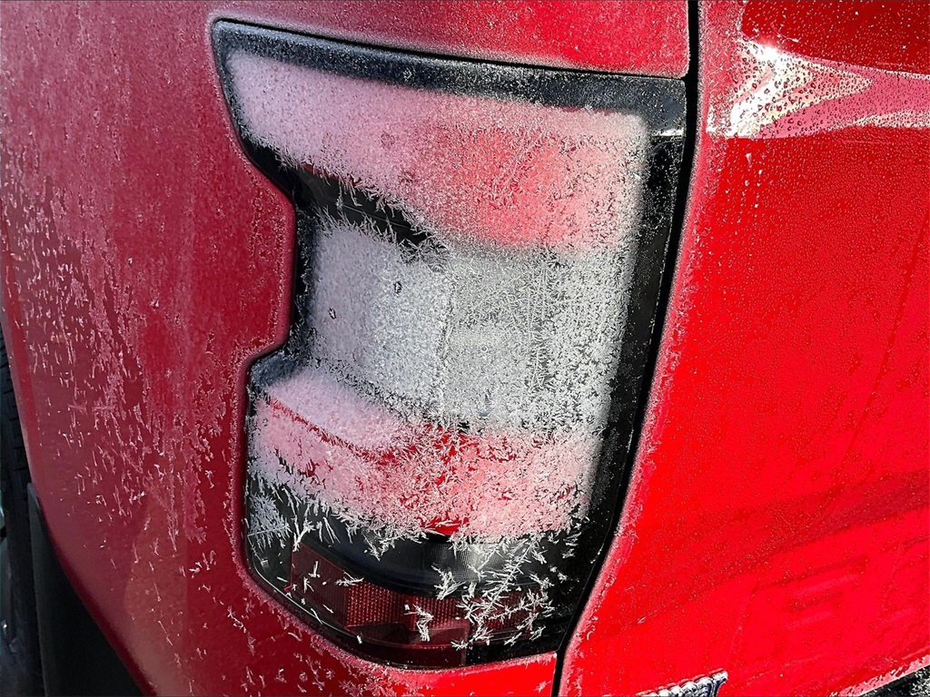 2025 Nissan Frontier SV - Photo 34