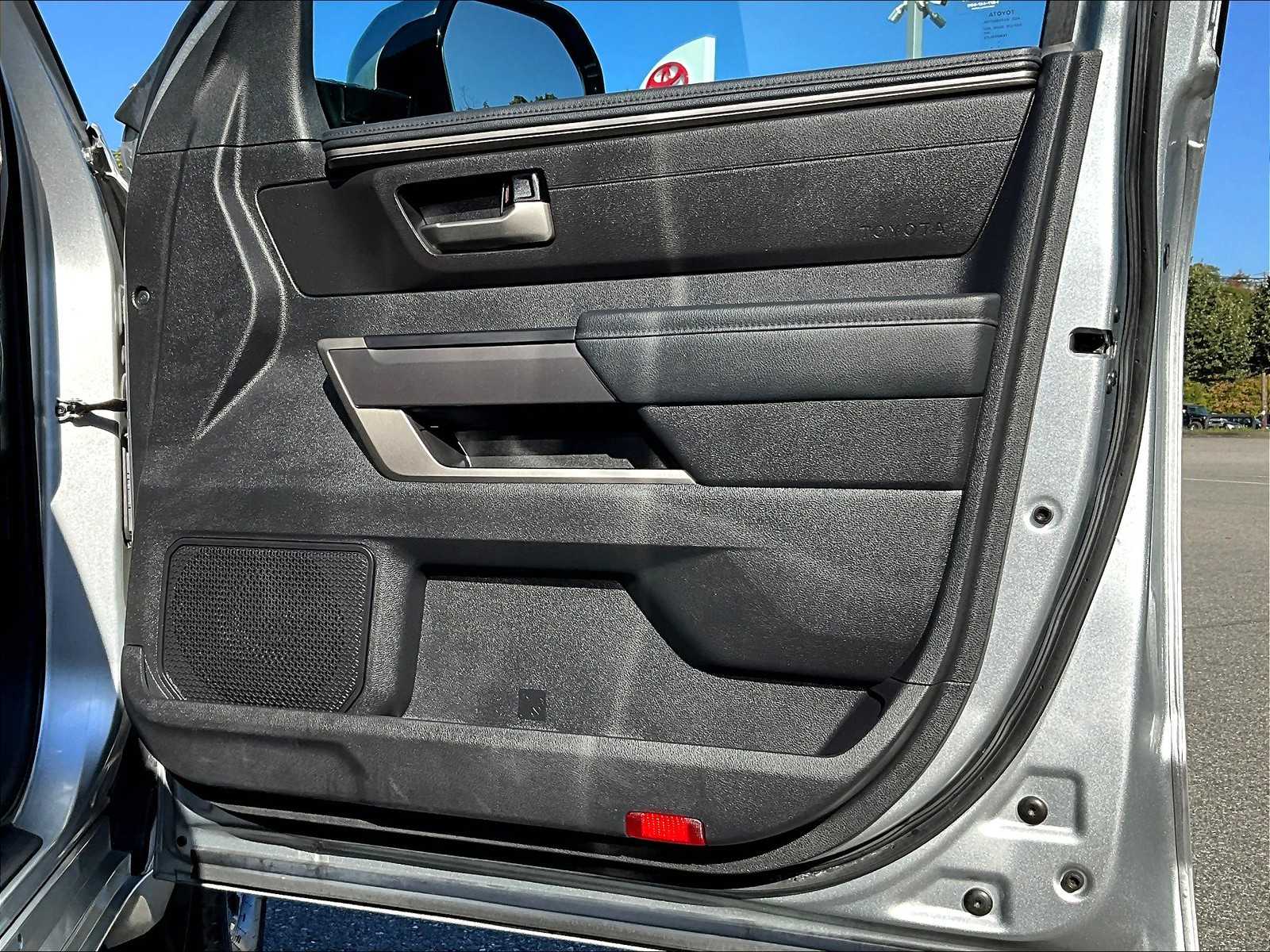 2022 Toyota Tundra SR5 - Photo 12