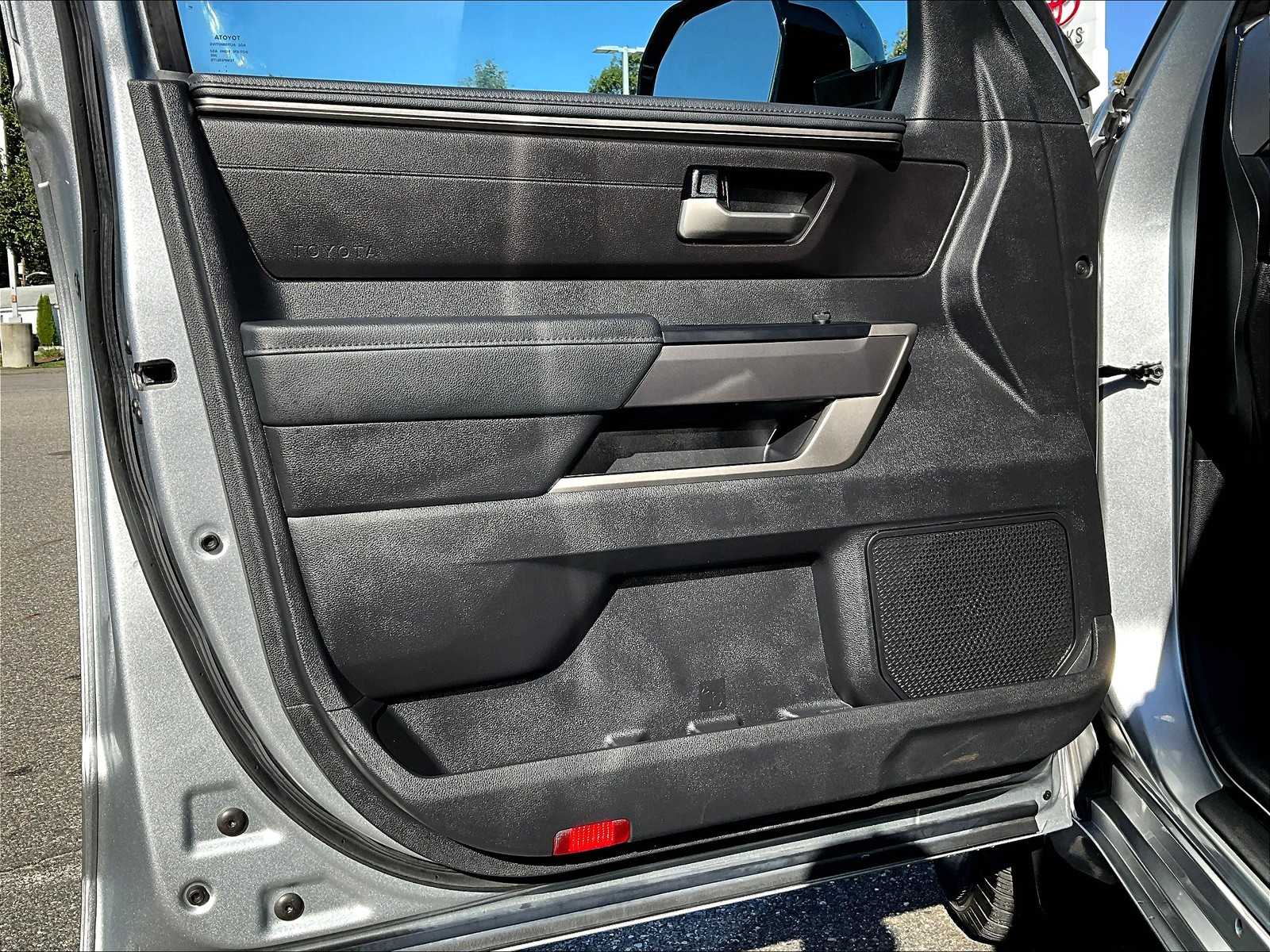 2022 Toyota Tundra SR5 - Photo 9