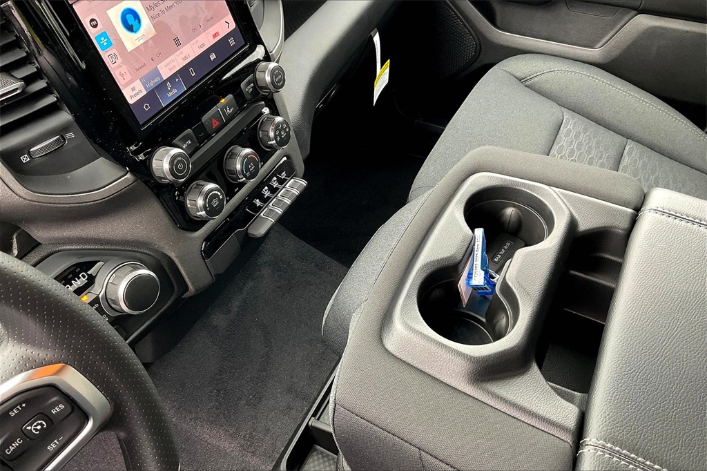 2025 Ram 1500 Tradesman - Photo 14