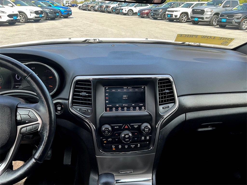 2018 Jeep Grand Cherokee Laredo - Photo 18