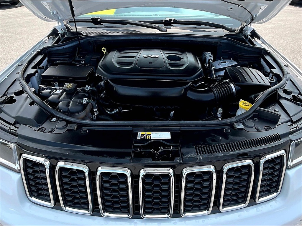 2018 Jeep Grand Cherokee Laredo - Photo 28
