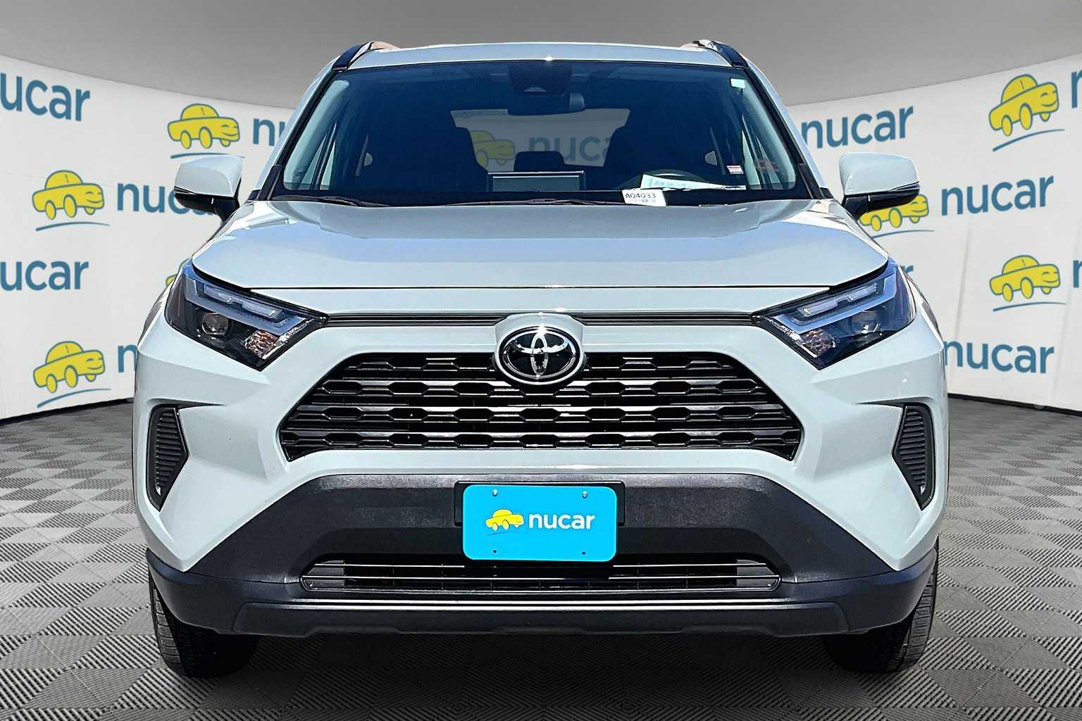 2023 Toyota RAV4 XLE - Photo 2