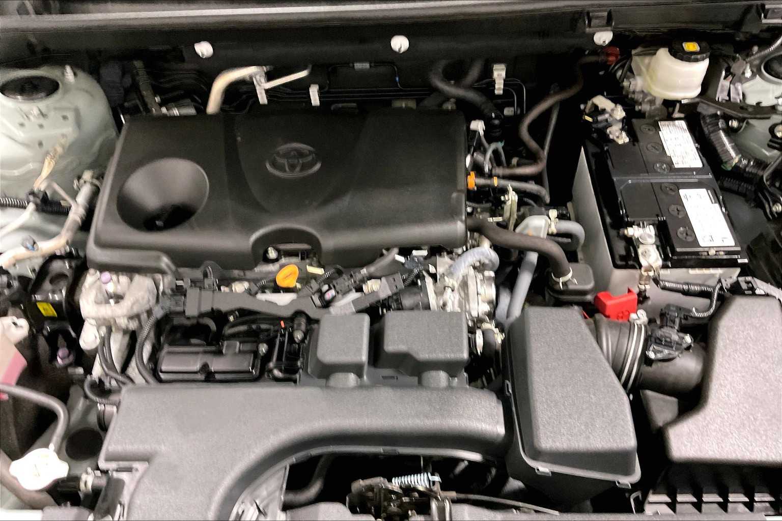 2023 Toyota RAV4 XLE - Photo 34