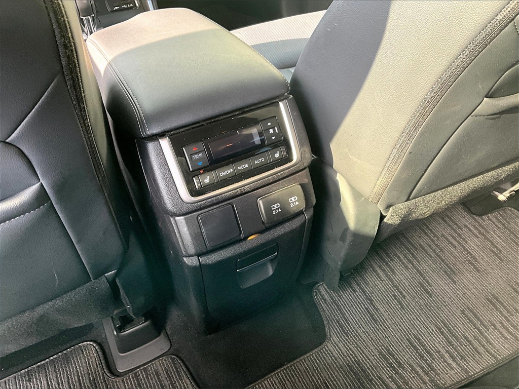 2022 Subaru Ascent Limited - Photo 28